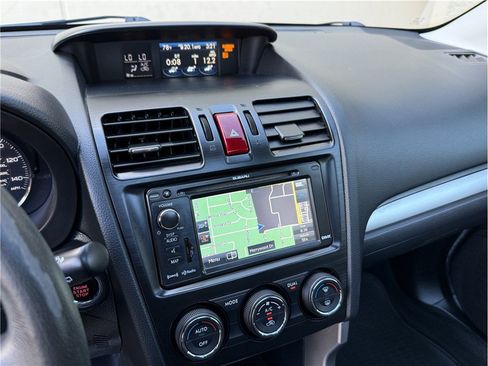 Used 2015 Subaru Forester 2.5i Touring w/ Eyesight & Navigation System AWD/4WD image 17