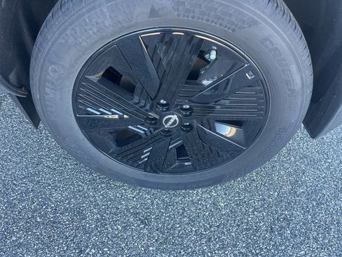 Used 2025 Nissan Murano SV image 29