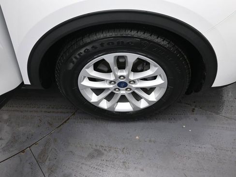 Used 2020 Ford Escape SE image 36