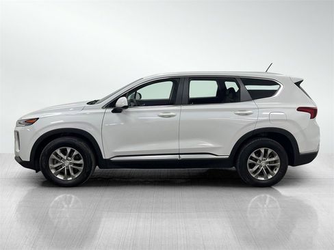 Used 2020 Hyundai Santa Fe SE image 3