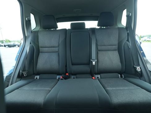 Used 2024 Nissan Rogue SV FWD image 38