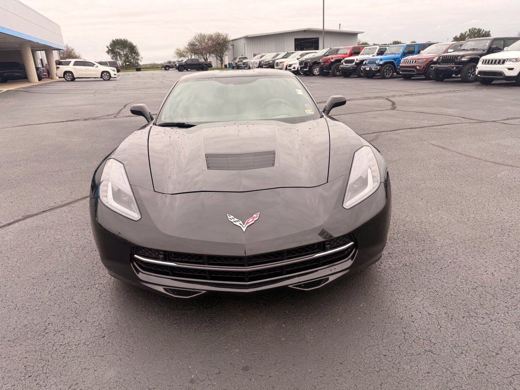Used 2019 Chevrolet Corvette Stingray Coupe RWD image 6
