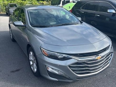 Used 2023 Chevrolet Malibu LT FWD image 2