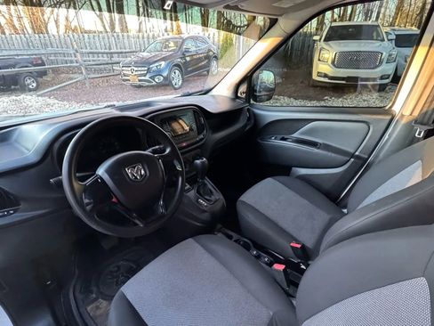 Used 2017 RAM ProMaster City Tradesman image 13