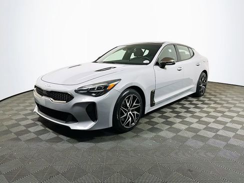 Used 2023 Kia Stinger GT-Line w/ Sun & Sound Package RWD image 4