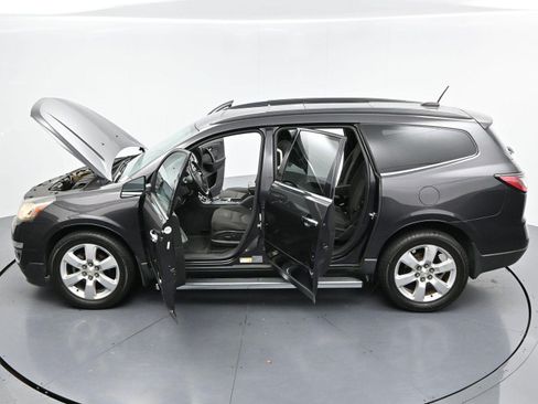Used 2016 Chevrolet Traverse LT w/ Style and Technology Package AWD/4WD image 40
