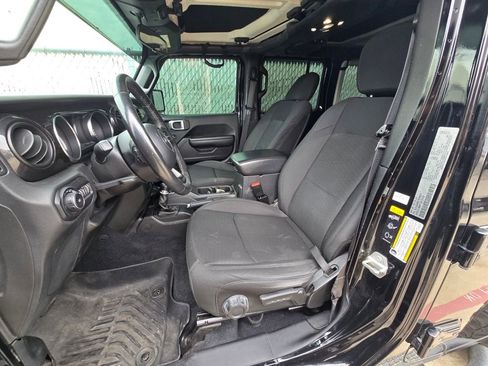 Used 2020 Jeep Wrangler Unlimited Sport image 10