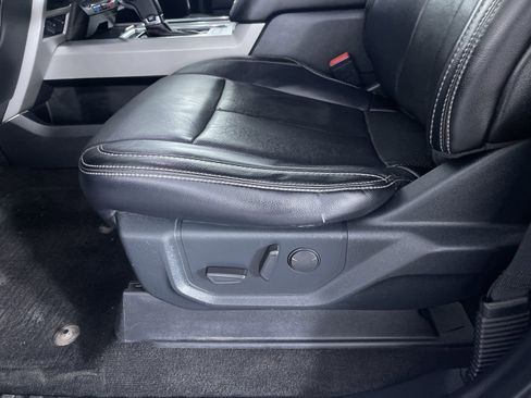 Used 2020 Ford F150 Lariat w/ Equipment Group 502A Luxury AWD/4WD image 13