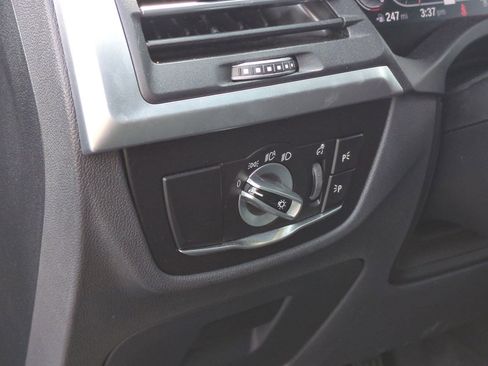 Used 2023 BMW X3 xDrive30i w/ Premium Package w/ZPA image 16