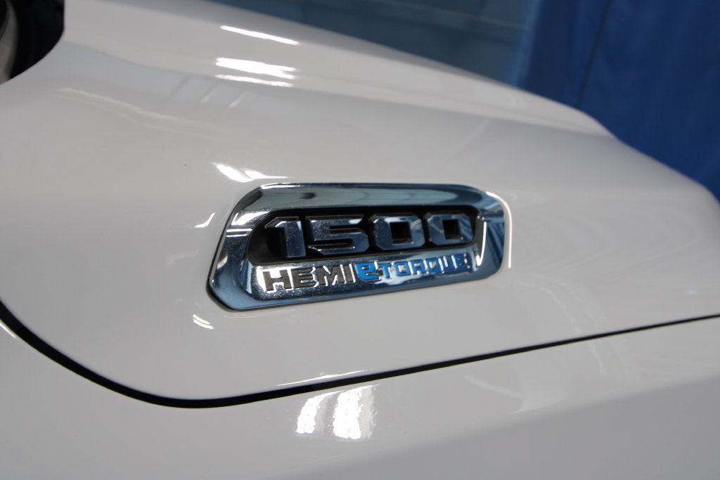 Used 2023 RAM 1500 Big Horn AWD/4WD image 31