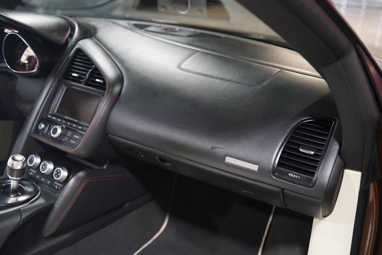 Used 2011 Audi R8 V10 AWD/4WD image 84
