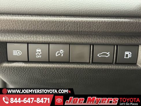 Certified 2025 Toyota Camry XSE image 25