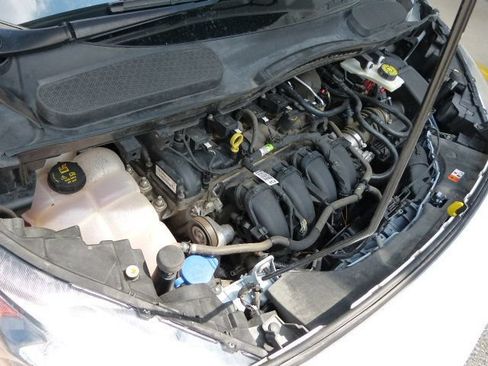 Used 2022 Ford Transit Connect XLT FWD image 11