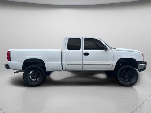 Used 2006 Chevrolet Silverado 1500 LT w/ Silverado Limited Edition image 3