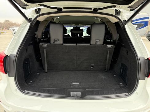 Used 2019 Nissan Pathfinder SL image 27