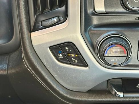 Used 2018 GMC Sierra 1500 SLT w/ SLT Premium Package AWD/4WD image 31