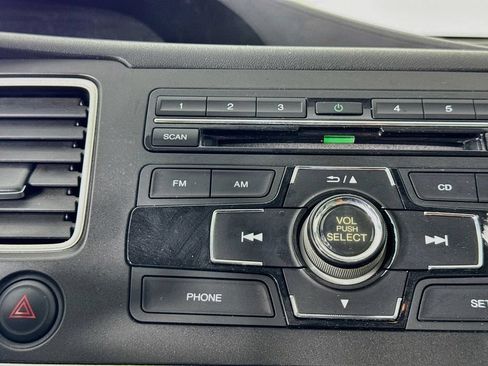 Used 2014 Honda Civic LX image 17