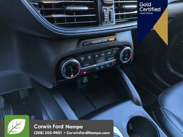 Used 2022 Ford Escape Titanium AWD/4WD image 19