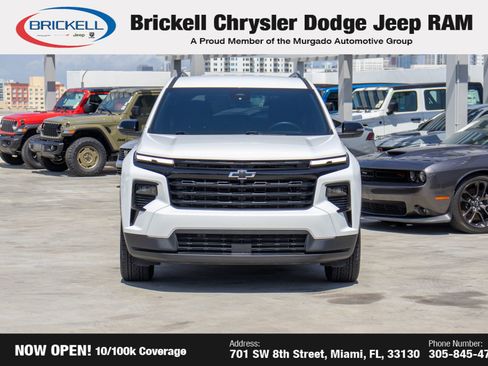 Used 2026 Chevrolet Traverse LT w/ Midnight/Sport Edition image 2