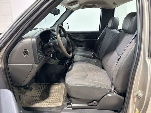 Used 2006 Chevrolet Silverado 1500 W/T image 14