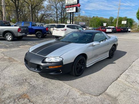 Used 2000 Chevrolet Camaro LT w/ Sport Appearance Pkg image 1