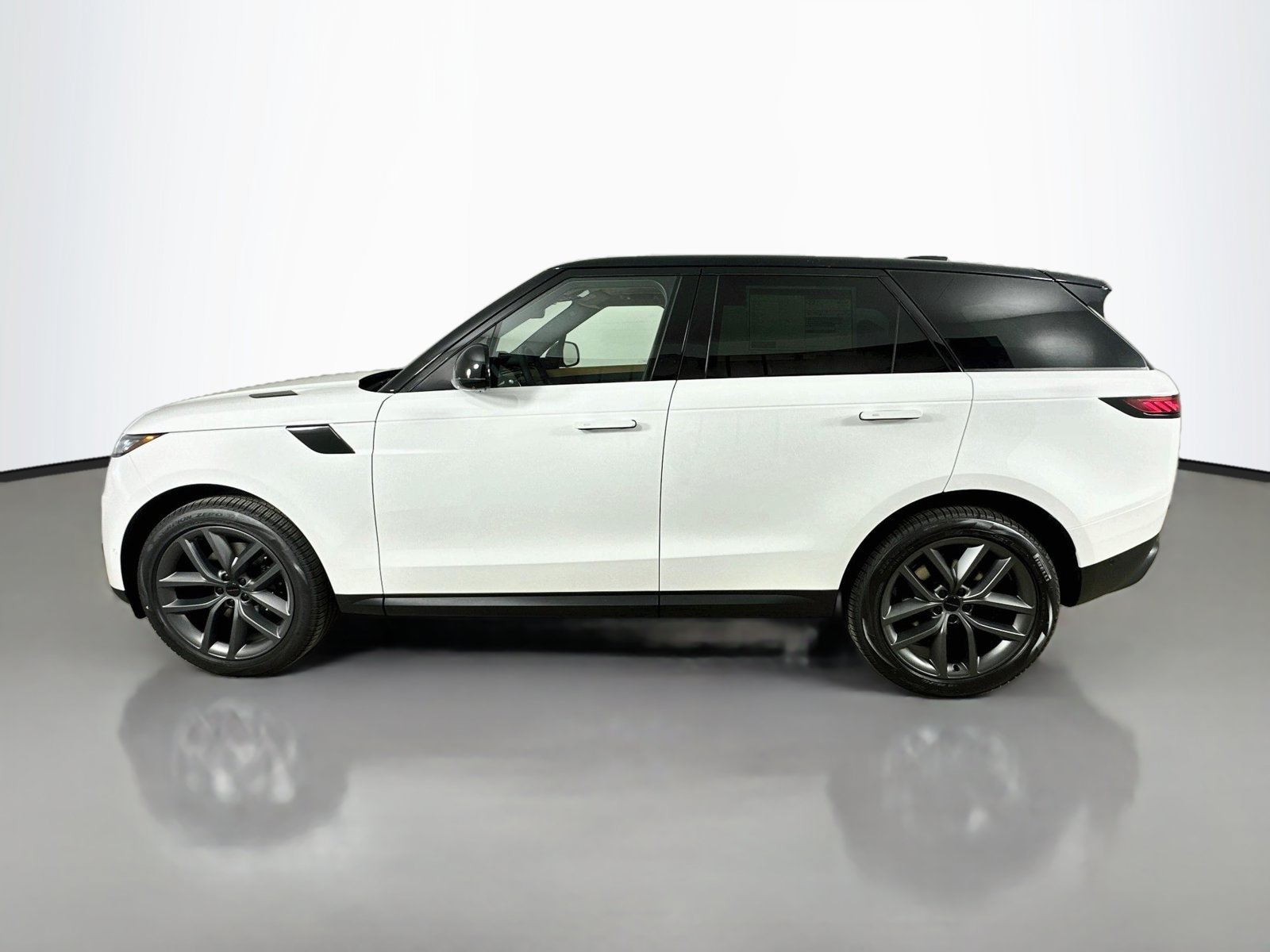 New 2027 Land Rover Range Rover Sport SE AWD/4WD image 8
