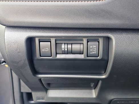 Certified 2025 Subaru Forester Touring AWD/4WD image 25