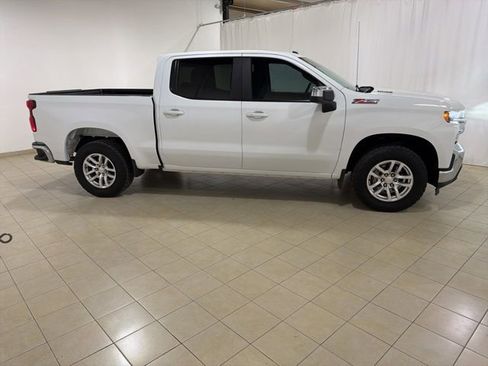 Used 2021 Chevrolet Silverado 1500 LT w/ Z71 Off-Road Package AWD/4WD image 6