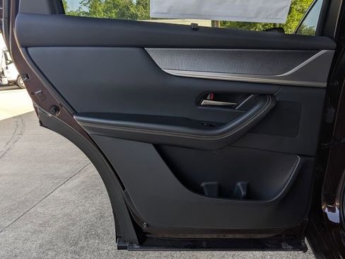 Used 2025 MAZDA CX-90 3.3 Turbo w/ Premium Plus Pkg image 12