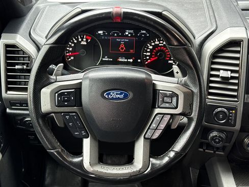 Used 2019 Ford F150 Raptor w/ Equipment Group 802A Luxury AWD/4WD image 15