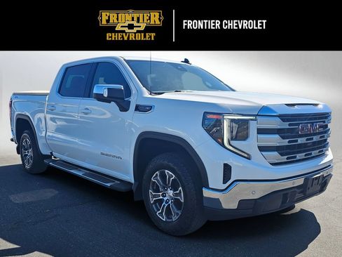 Used 2024 GMC Sierra 1500 SLE w/ Preferred Package AWD/4WD image 1