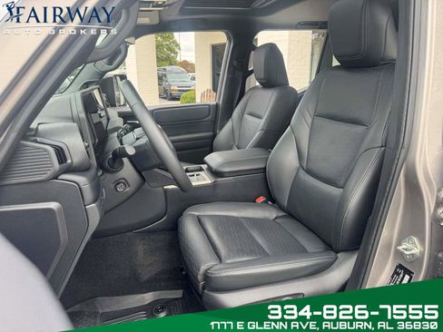 Used 2025 Toyota Land Cruiser image 10