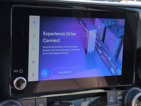 Used 2023 Toyota Highlander XLE image 21