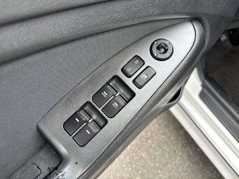 Used 2012 Kia Optima Hybrid w/ Hybrid Convenience Pkg FWD image 27