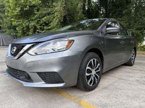 Used 2019 Nissan Sentra S FWD image 12
