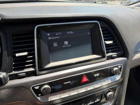 Used 2019 Hyundai Sonata SE FWD image 24