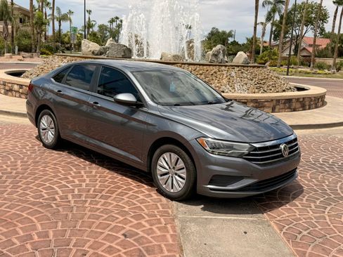 Used 2019 Volkswagen Jetta S w/ Driver Assistance Package FWD image 10