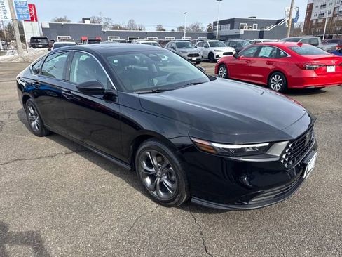 Used 2024 Honda Accord EX image 23