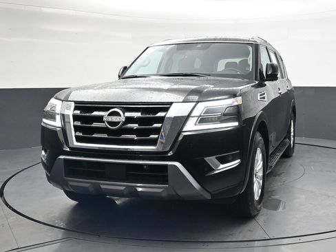 Used 2024 Nissan Armada SV AWD/4WD image 9