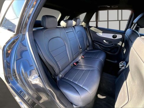 Used 2021 Mercedes-Benz GLC 300 GLC 300 image 27