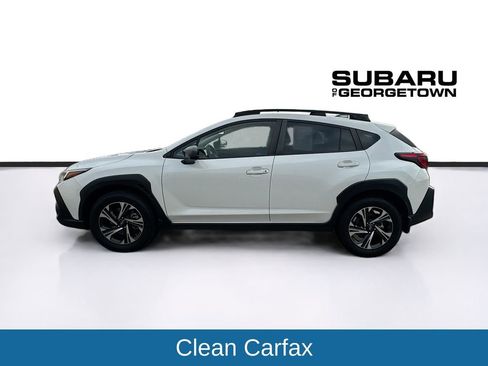 Used 2024 Subaru Crosstrek 2.0i Premium image 4