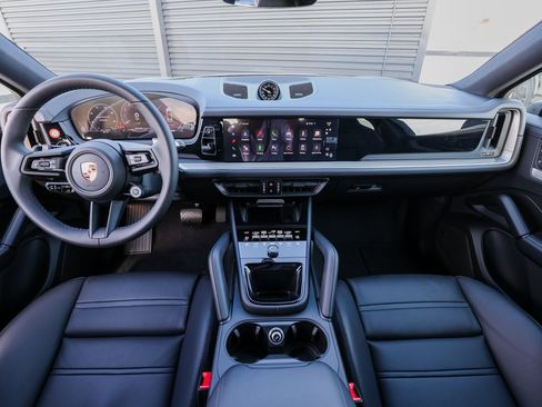 New 2025 Porsche Cayenne E-Hybrid Coupe image 24