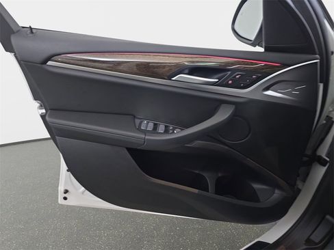 Used 2022 BMW X3 xDrive30i w/ Premium Package 2 image 28