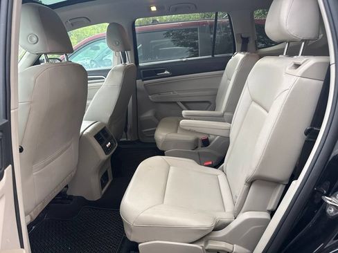 Used 2019 Volkswagen Atlas SE w/ Panoramic Sunroof Package AWD/4WD image 6