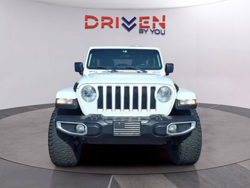 Used 2021 Jeep Wrangler Unlimited Sahara w/ Uconnect 4C Nav & Sound Group AWD/4WD image 8