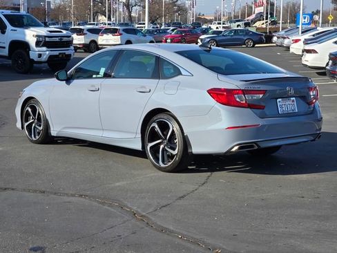 Used 2022 Honda Accord Sport image 6