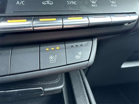 Certified 2023 Cadillac XT4 Sport image 72