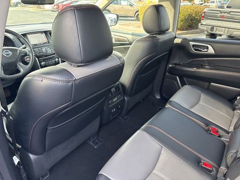 Certified 2020 Nissan Pathfinder SL image 14