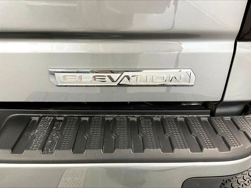 Used 2023 GMC Sierra 1500 Elevation image 28