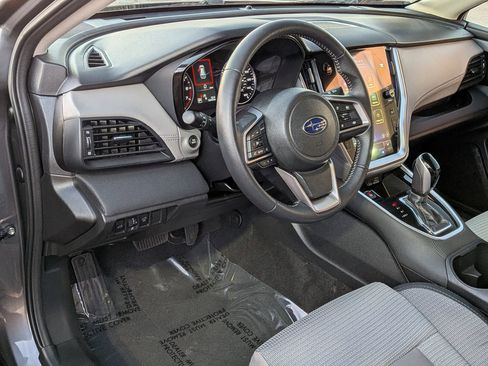 Used 2025 Subaru Outback Premium image 13